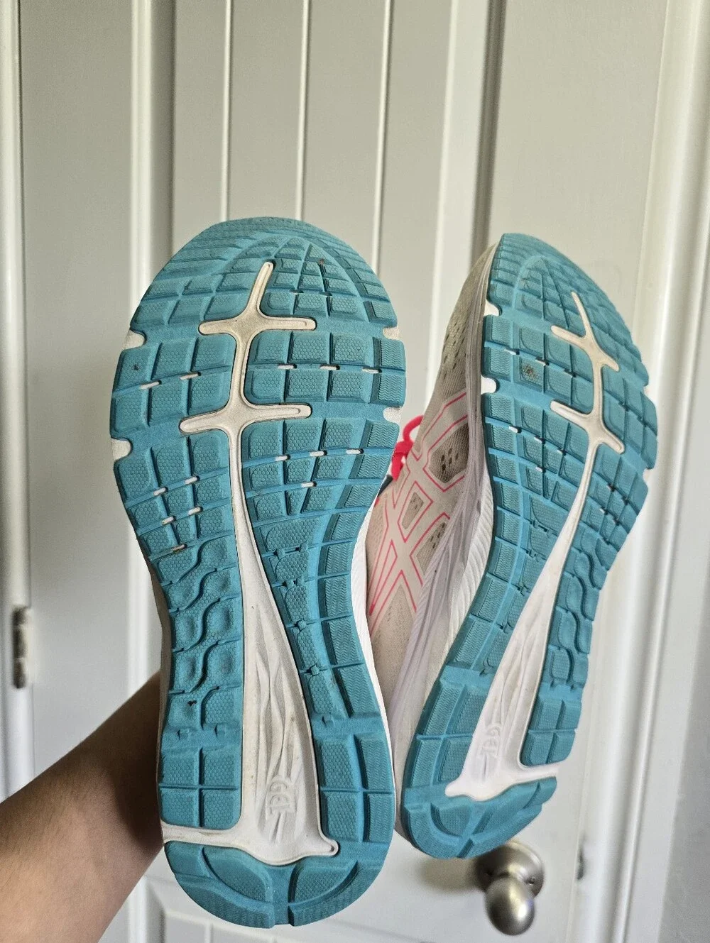 Asics Women Shoes Size 10 Like New